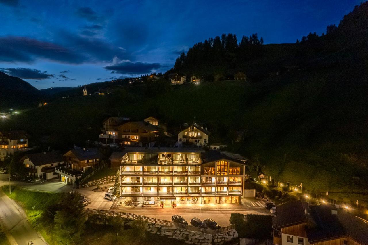 Hotel Alcialc La Valle Buitenkant foto