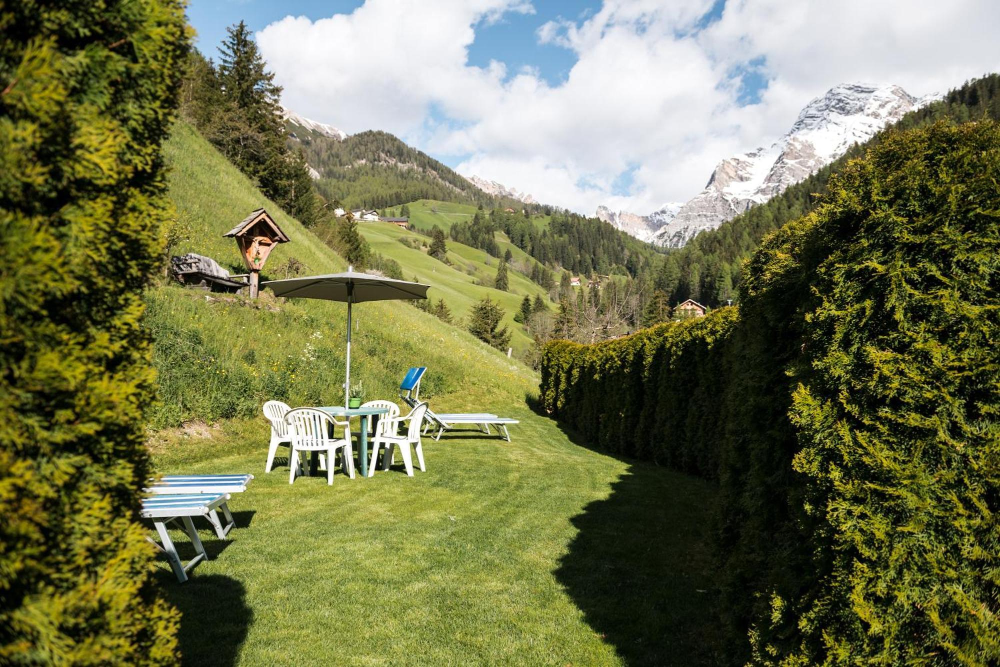 Hotel Alcialc La Valle Buitenkant foto