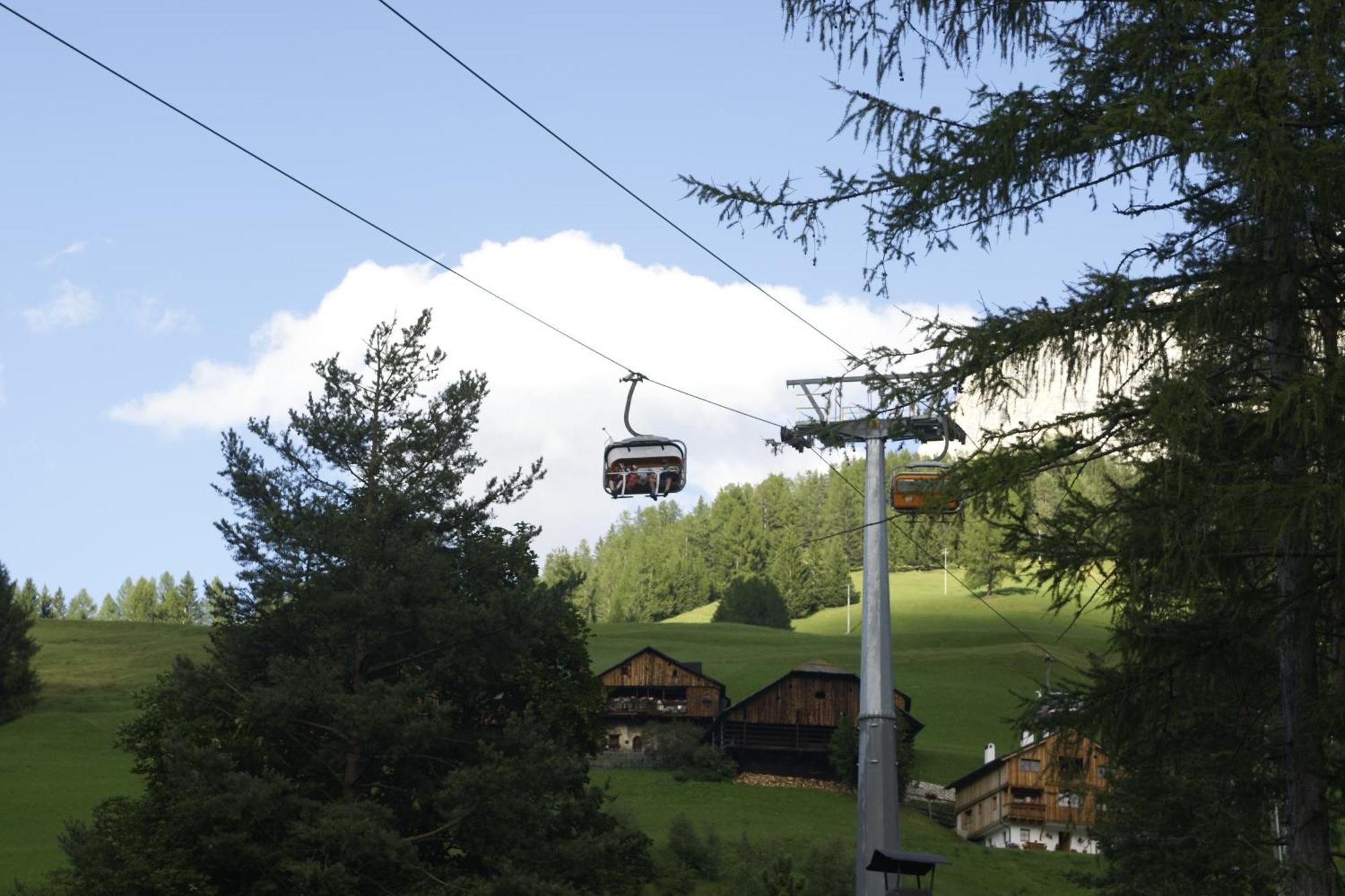 Hotel Alcialc La Valle Buitenkant foto